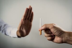 Μια νέα εναλλακτική λύση για το κάπνισμα, το “Heat-Not-Burn” θα μπορούσε να αντικαταστήσει και την άτμιση