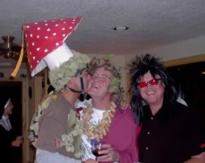 Fry, Thrive, or Die (2023) [Τηγάνισε, ευδοκίμησε ή πέθανε]